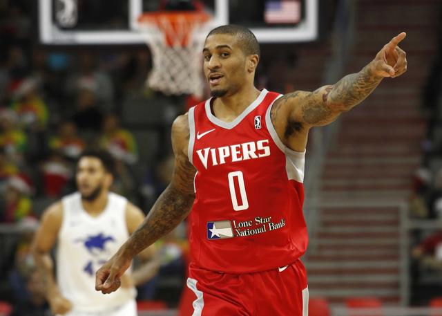 迪马：罗马还在就拉斯帕多里和马竞谈判，球员尚未明确表态