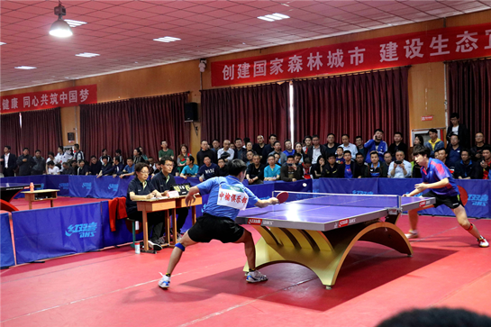 的边路起球 的边路起球