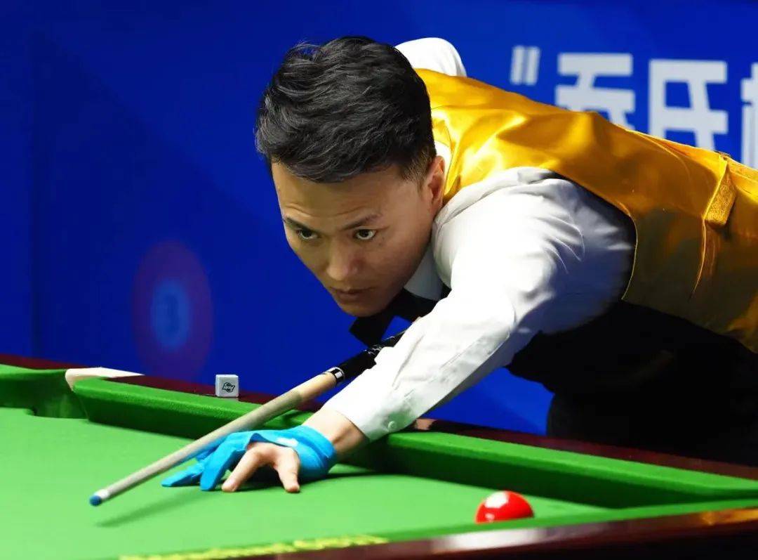 或由边锋内 或由边锋内